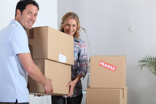 Careful packing supplies suited to Holland Park flats and houses